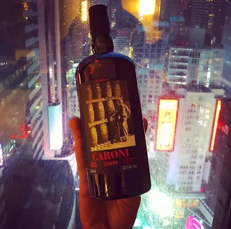 Édition Caroni embouteillée pour Astor Wines, New York